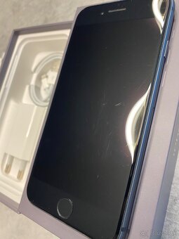 iPhone 8 64 GB - 5