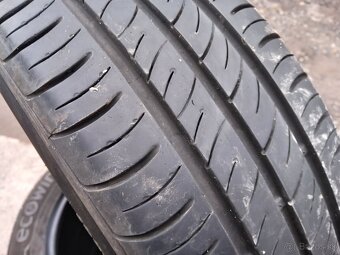 Predám letné pneu Kumho 185/60R 15 - 5