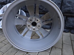 5x112 R17 Škoda Markab Superb 3 - 5