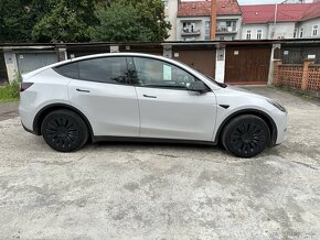 TESLA Model Y Long Range AWD - 5