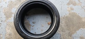 Predám 225/45 r18 XL - 5