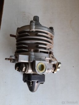 Tatra T-815 regulator tlaku - 5