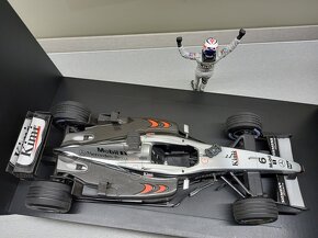 F1 MCLAREN MERCEDES MP4/17D 1.WIN RAIKKONEN MINICHAMPS 1:18 - 5