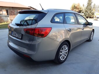 Kia Cee´d SW 1.6 CRDi LX/Silver - 5