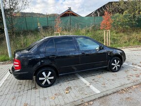 Skoda Fabia sedan - 5