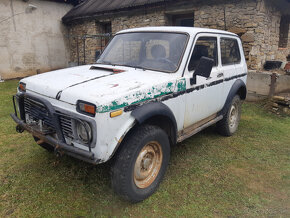 Lada Niva 1,7i  4x4 karoséria - diely - 5