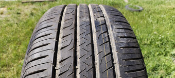 Letné pneu 245/45 R19 --- GOOD YEAR - 5