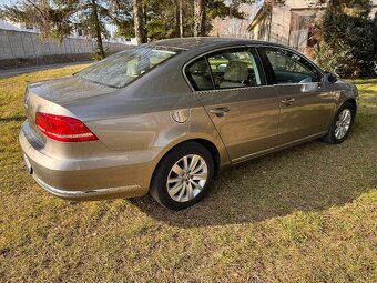 Predám VW Passat 2013 2.0Tdi 103kw 4motion - 5