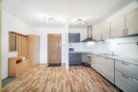 Apartmán  Vysoké Tatry  64 m2 + 25 m2 terasa - 5