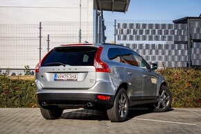 Volvo XC60 D4 2.4L Momentum AWD - 5