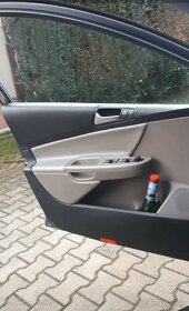 Vw passat B6 2,0 tdi CR DSG - 5