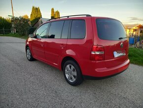 Volkswagen Touran 2.0 TDi - 5