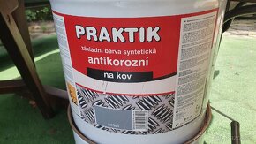 Predám syntetické farby v 9litrovych plechovkach - 5