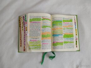 Biblia a obal - 5