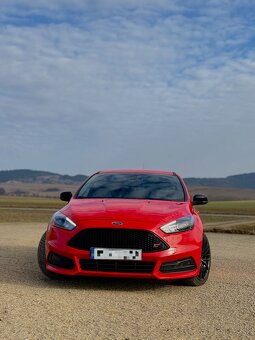 Ford Focus ST 2.0 184kW (250PS) - 5