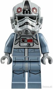 LEGO Star Wars 75075 AT-AT - 5