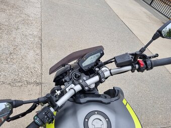 Yamaha MT 09 - 5