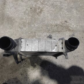 Predám intercooler Audi A4 B7 - 5