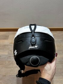 Lyziarska helma Bollé a lyziarske okuliare Uvex - 5