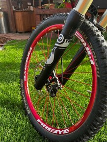 Mondraker summum pro team - 5