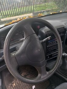 KIA SEPHIA 1.6 - 5