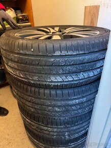 Letné gumy 245/45 r19 - 5