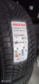 Zimné pneumatiky 235/45 R20 - 5