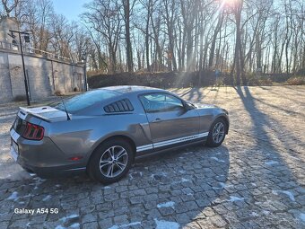 FORD MUSTANG 3.7 PREMIUM 2013 - 5