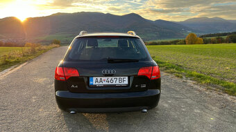 Audi A4 2.0 TDi QUATTRO S-line - 5