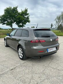 Alfa Romeo 159 1.9 JTDm 88kw - 5