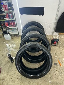 zimne pneumatiky 235/40 r19 - 5