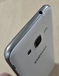 Samsung Galaxy J3 (2016) - 5