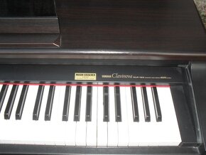 Digitální piano Yamaha Clavinova CLP 123 - 5