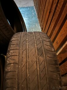 Bridgestone 225/45 R17 letné 10€ spolu - 5