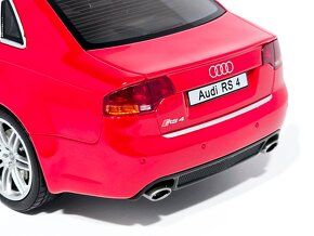 2005 Audi RS4 B7 4.2 FSI 1:18 Otto Mobile - 5