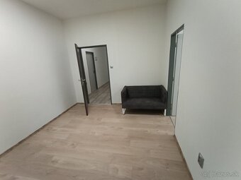 Na prenájom dvojkancelária s kuchyňou Nitra - Chrenová - 5