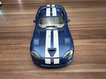 Dodnes Viper GTS 1:24 Bburago - 5