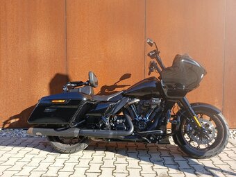 Harley-Davidson Road Glide ST - 5