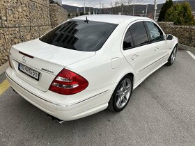 Mercedes-Benz E 55 AMG - 5