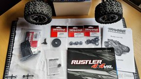 Traxxas Rustler 4x4 VXL - 5