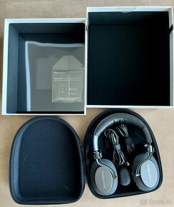 Bowers & Wilkins PX bluetooth - 5