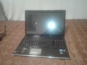 HP DV7. i7 8 x 1,6 GHz. 17,3 LED HD+. 750 GB. RAM 6 GB. - 5