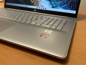 HP Laptop 17-cp0042 s UA/RU klávesnicou - 5