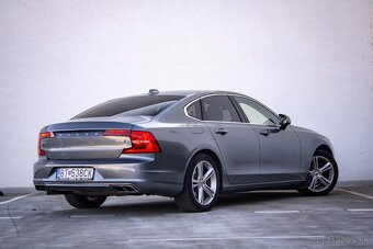 Volvo S90 D4 2.0L Drive-E Momentum A/T AWD - 5