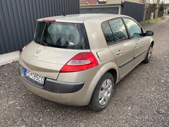 Renault Megane 1.6i 82kW, benzín - 5