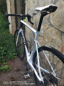 GIANT bicykel defy advanced 1 2018 - 5