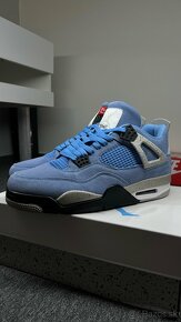 Nike Air Jordan 4 Retro "University Blue" - 5