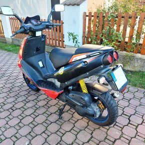 Aprilia SR 50 Ditech, 01/2001 - 5