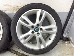 5x100 R16 205/45 originál Škoda letné 250€ - 5