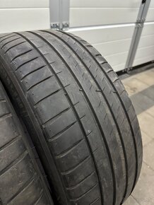 235/45 R18 Michelin - 5